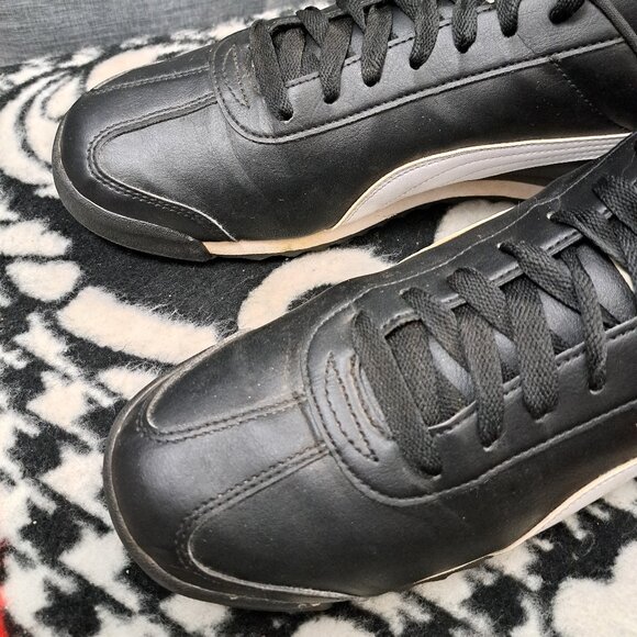 %Puma Roma Classic Men's Sz 13 Black White Sneakers / A 42 - Picture 8 of 11